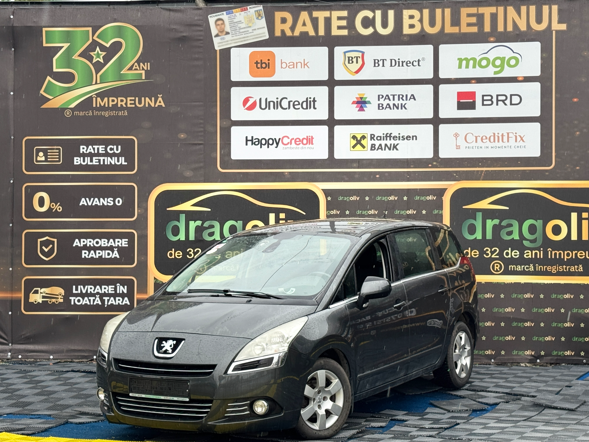 Peugeot 5008 2012