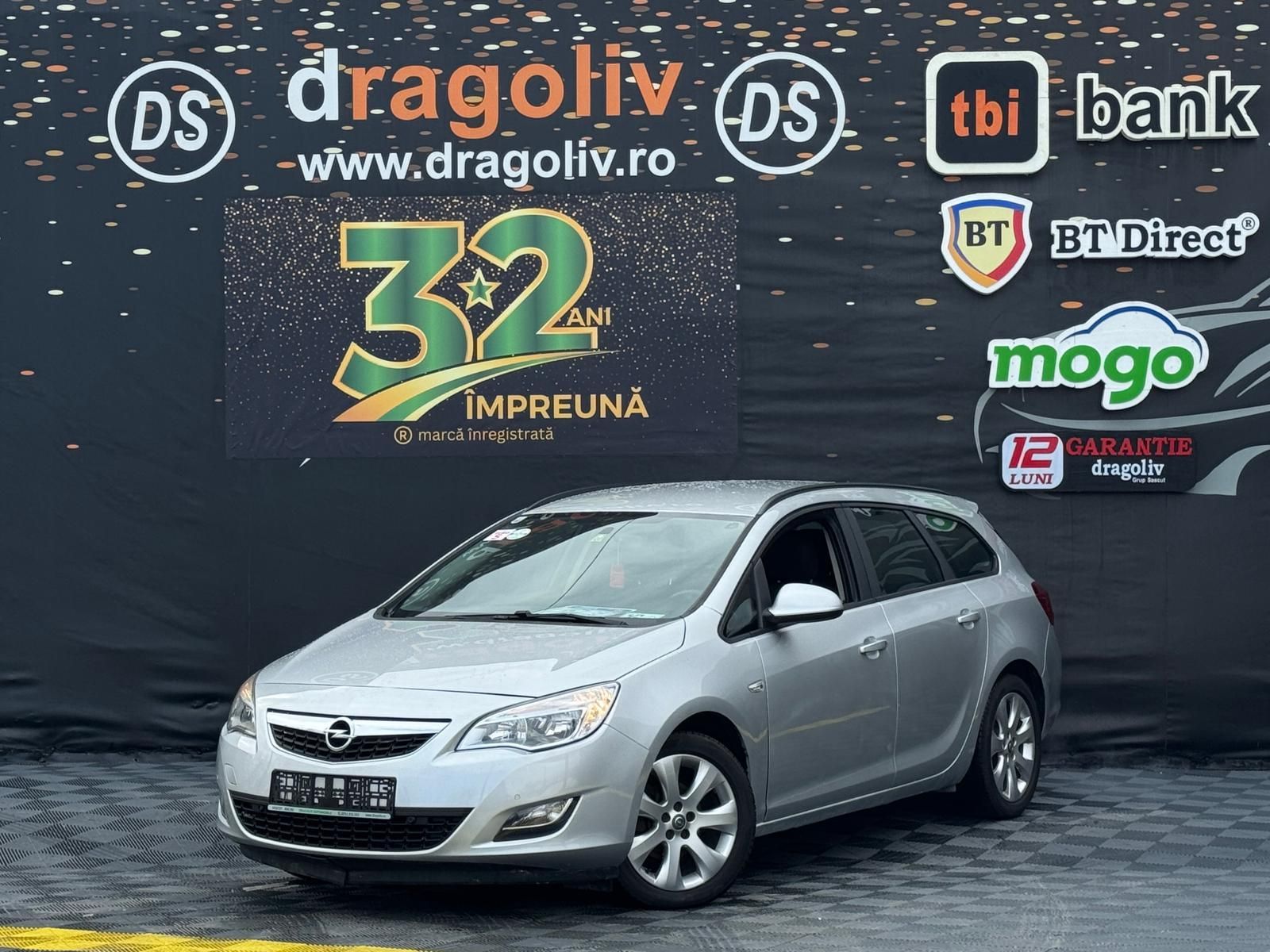 Opel Astra 2011